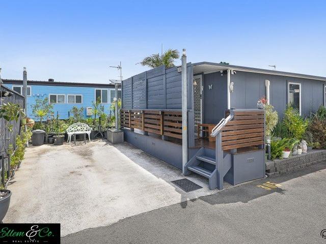 Apartment for sale in Windang, Wollongong City Council