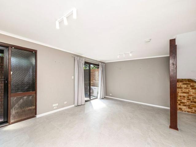 House for rent in Como, Western Australia