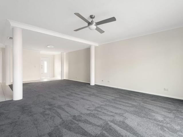 Townhouse for rent in Sydney, New South Wales