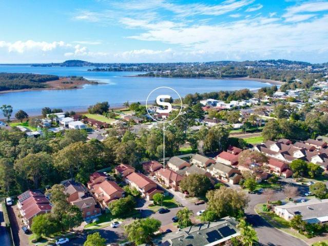 Townhouse for rent in Albion Park Rail, Shellharbour City Council