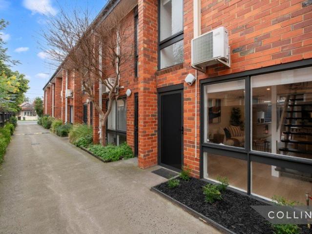 Townhouse for sale in Camerons Creek, Victoria