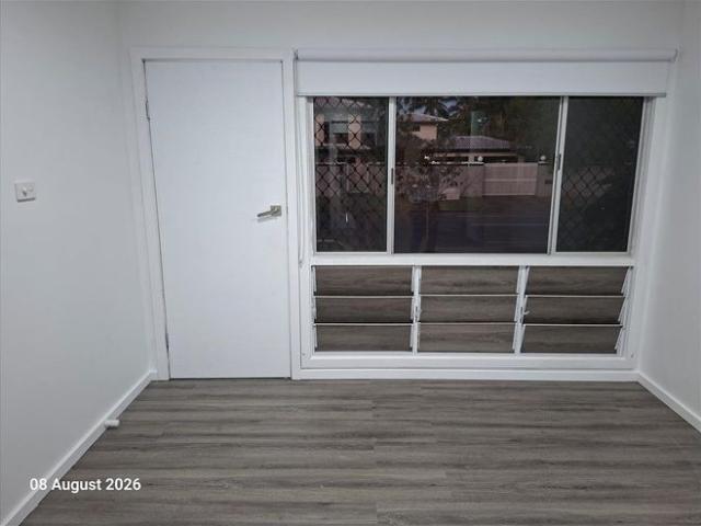 Apartment for rent in Holloways Beach, Cairns