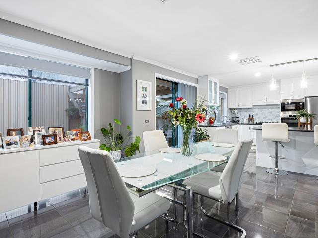 Townhouse for sale in Albury, New South Wales