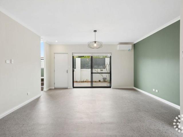 House for rent in Hamilton Hill, Western Australia