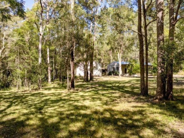 Cottage for sale in Glenwood, Queensland
