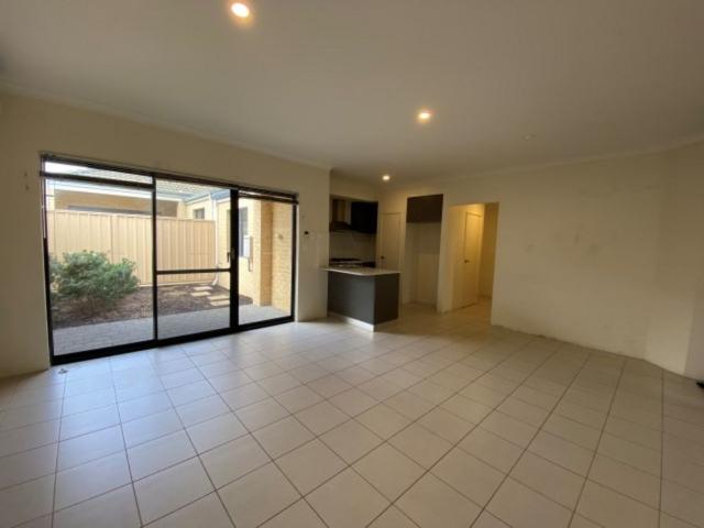 Apartment for rent in Cloverdale, Western Australia