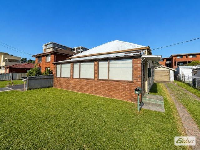 House for rent in Wollongong West, New South Wales