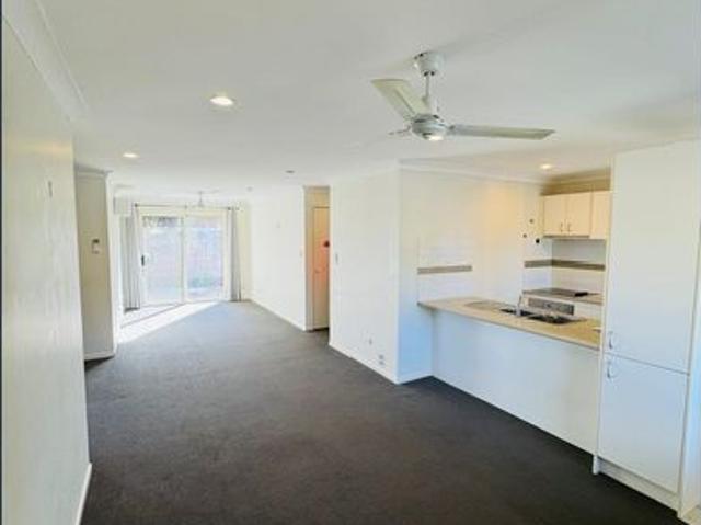 Townhouse for rent in Toombul, Queensland