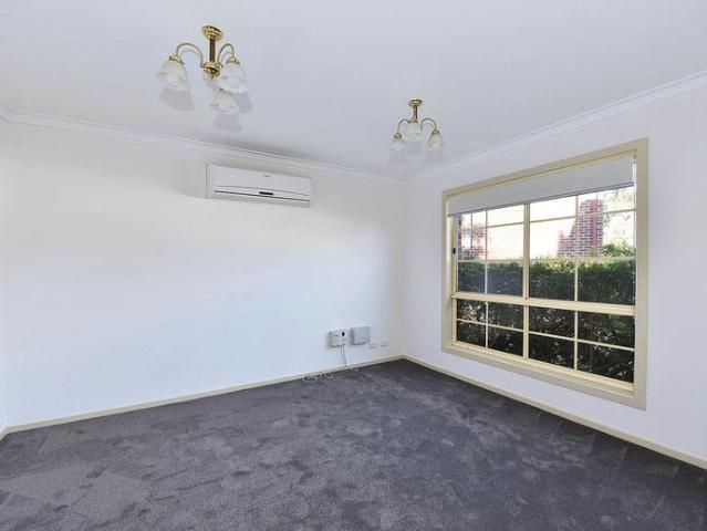 Townhouse for rent in Camerons Creek, Victoria