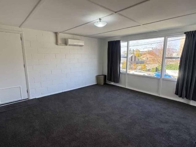 Apartment for rent in Heathcote, Canterbury