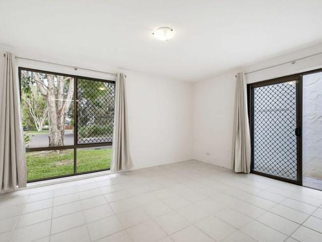 Apartment for rent in Town of Marcoola, Sunshine Coast Regional