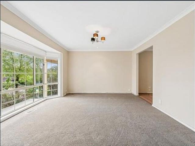 House for rent in Chirnside Village, Melbourne