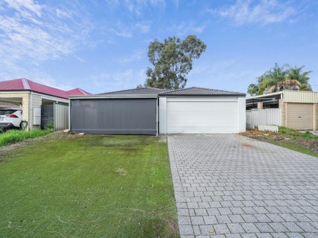 House for rent in Seville Grove, Western Australia