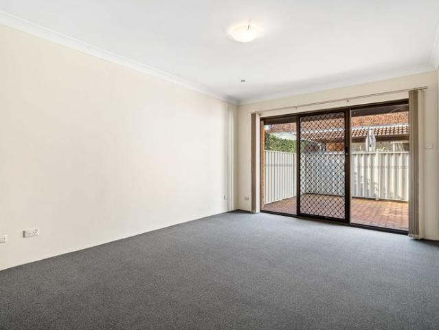 Townhouse for rent in Sydney, New South Wales