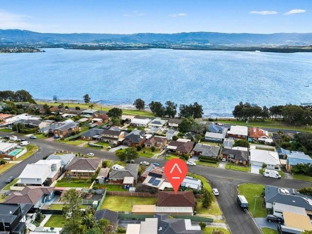 House for rent in Mount Warrigal, Shellharbour City Council