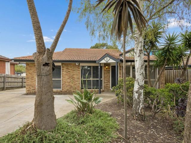 House for rent in Carrum Downs, Melbourne