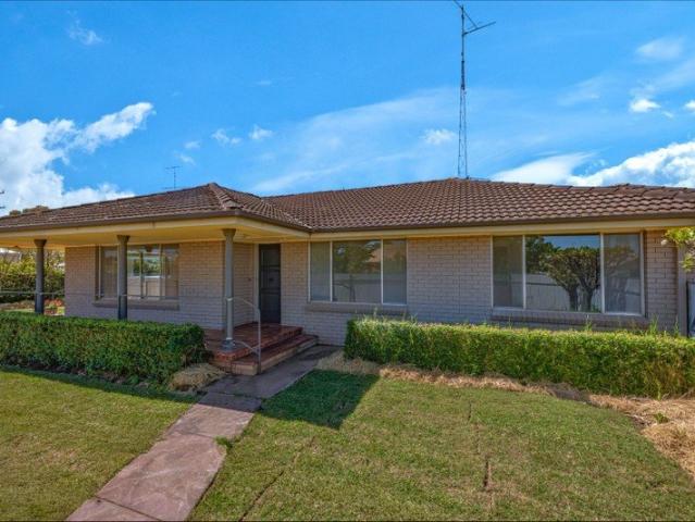 House for sale in West Wyalong, Bland Shire Council