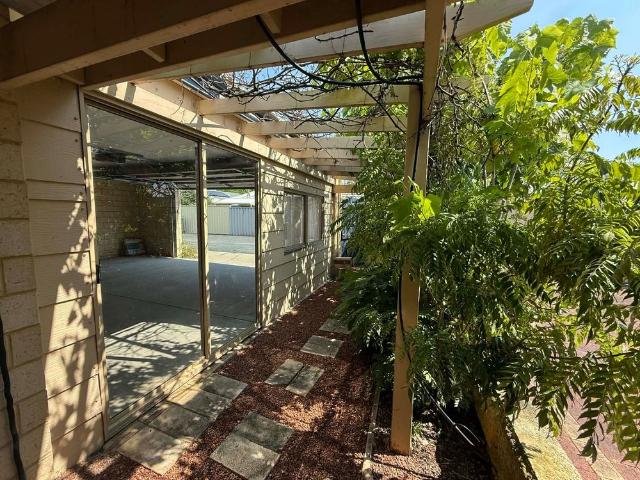 House for rent in Rockingham, Queensland