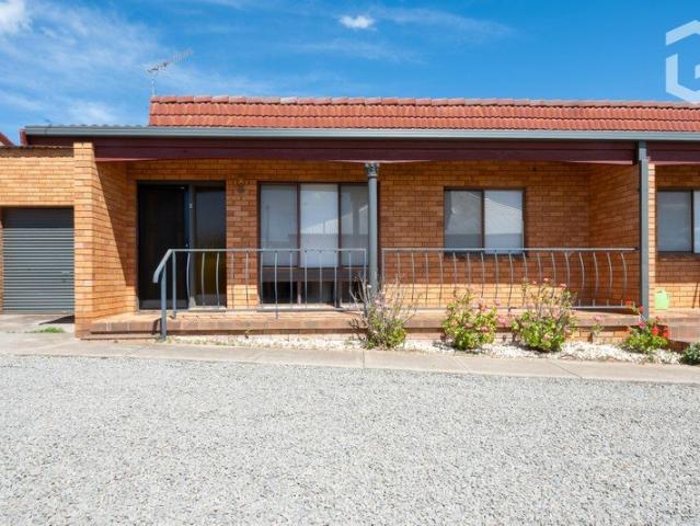 Apartment for sale in Leeton, Leeton Shire Council