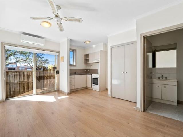 Apartment for rent in Thomastown, Melbourne