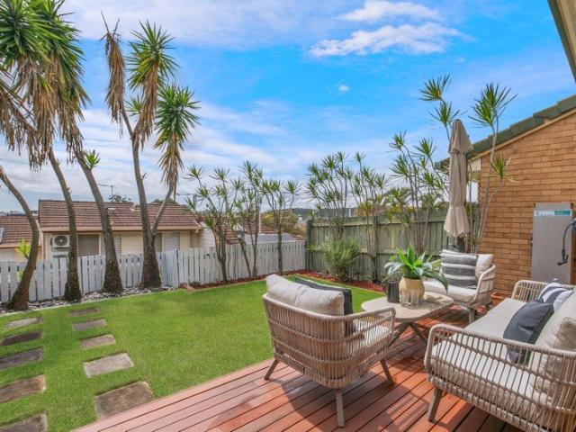Townhouse for sale in Carindale, Greater Brisbane