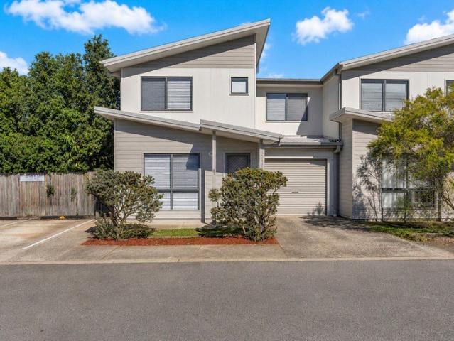 Townhouse for sale in Toombul, Queensland