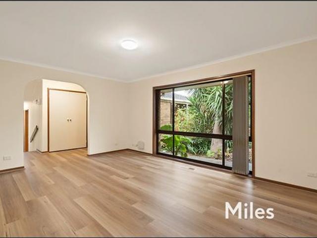 Townhouse for rent in Heidelberg, Melbourne