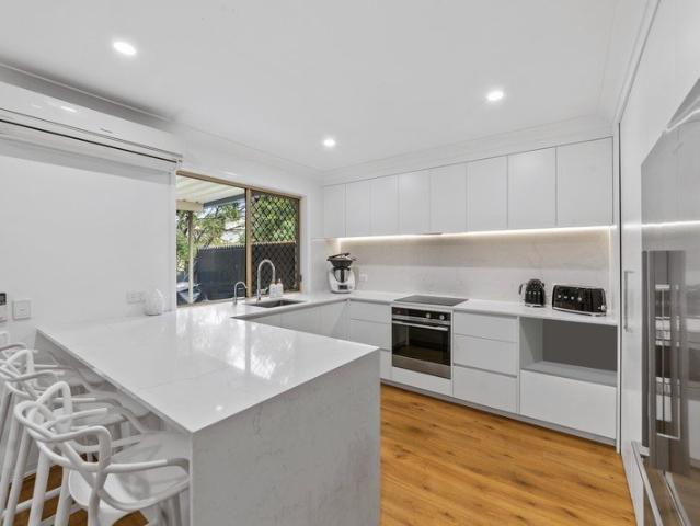 Townhouse for rent in Toombul, Queensland