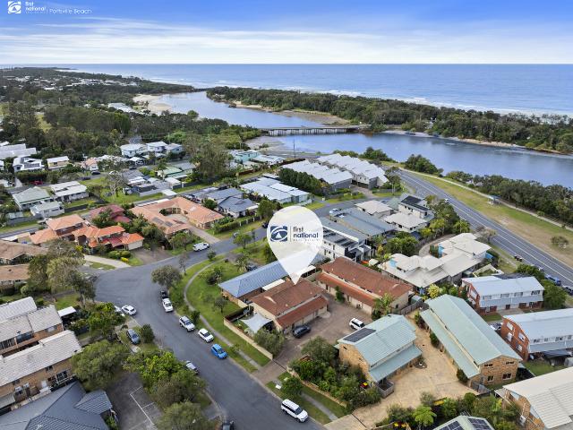 Townhouse for sale in Pottsville, New South Wales