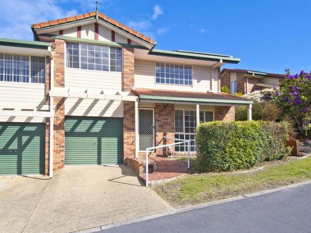 Townhouse for rent in Fernbrook, Queensland