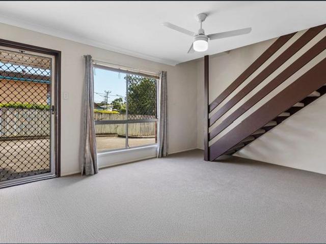 Townhouse for rent in Toombul, Queensland