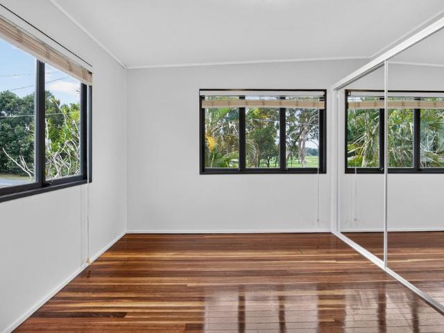 Apartment for rent in Wynnum West, Greater Brisbane