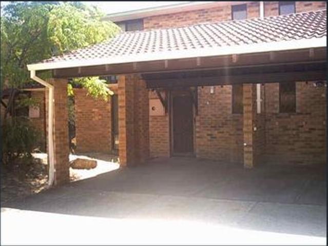 Townhouse for rent in Stirling, Western Australia
