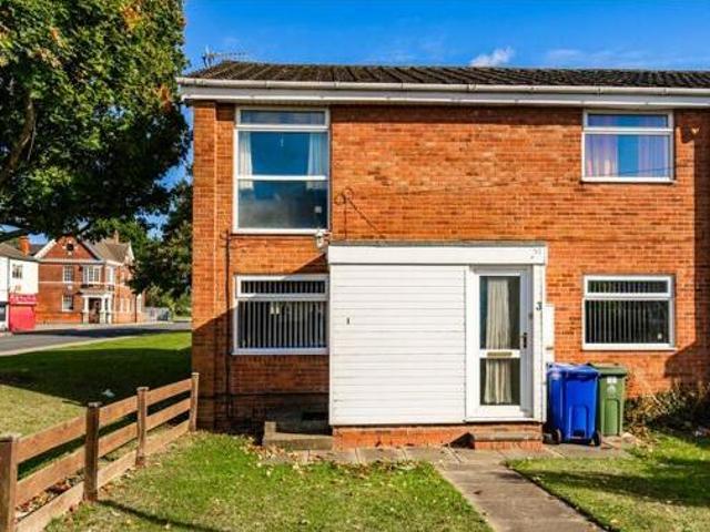 House for sale in Grimsby, North East Lincolnshire