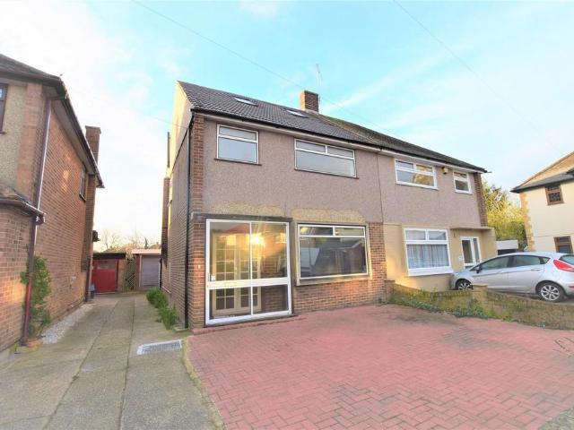 House for rent in Little Heath, Greater London