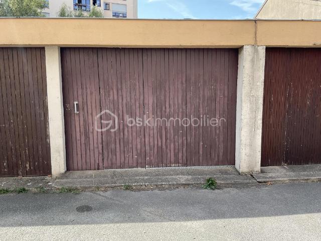 Garage vente à L'Haÿ-les-Roses, Fresnes