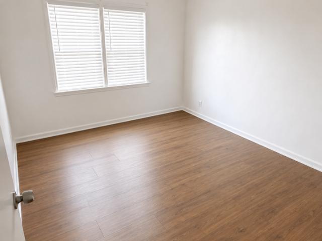 Apartment for rent in Canoga Park, California