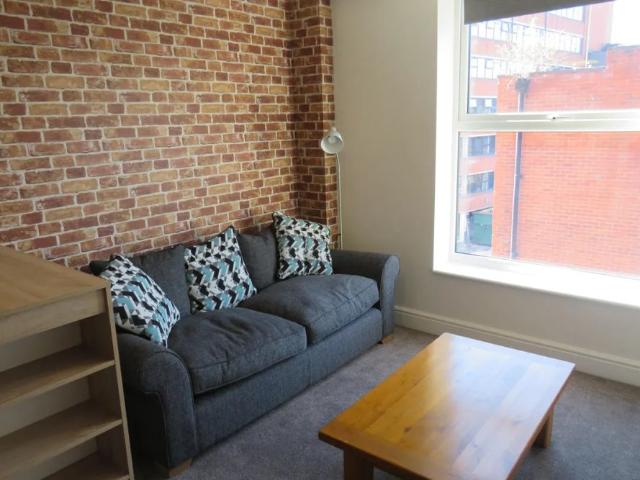 Room for rent in Little Chester, East Midlands