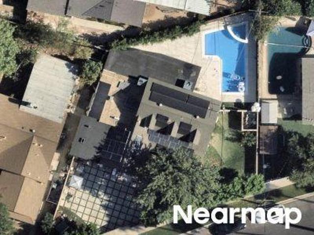 House for sale in Woodland Hills-Warner Center Neighborhood Council District, Canoga Park