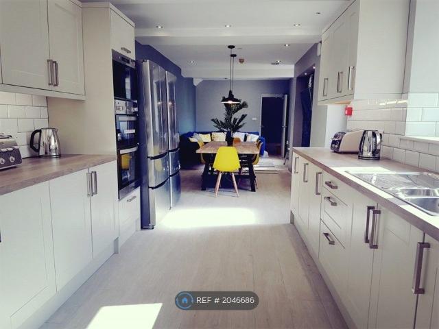 Room for rent in Eastover, Bridgwater