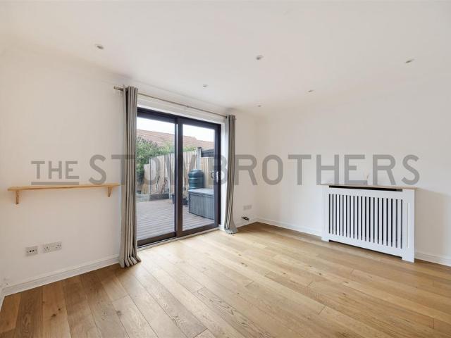 House for rent in Chingford, Greater London