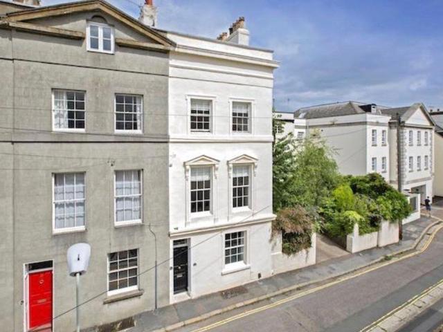 Room for rent in St Leonards, Watergate