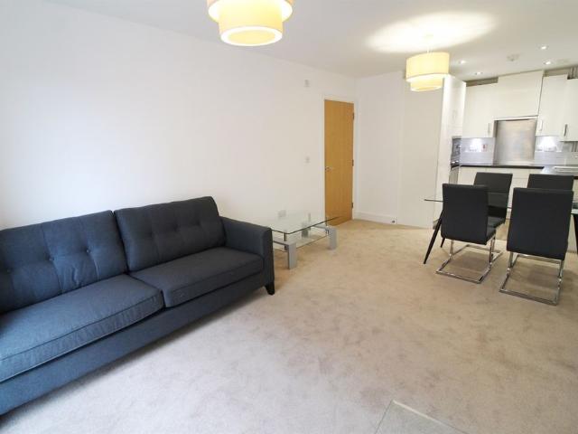 Apartment for rent in Caversham, Reading