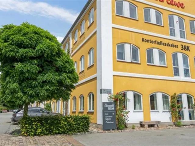 Erhvervsejendom til leje i Åbyhøj, Århus