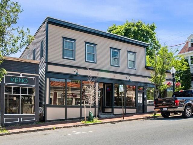 House for sale in City of Amesbury, Amesbury