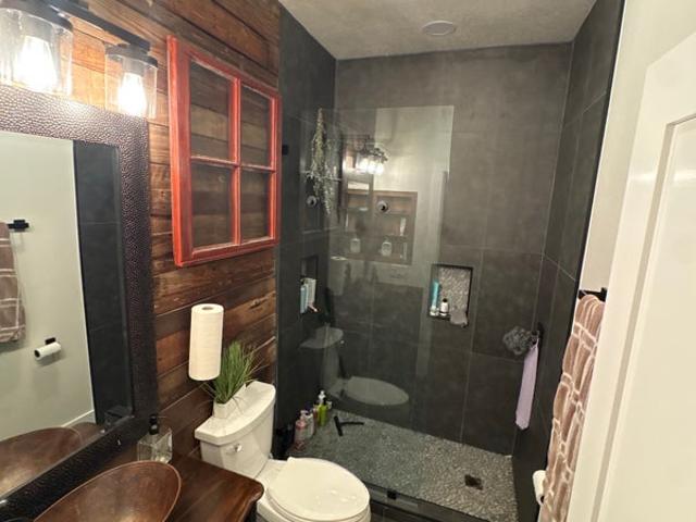 Room for rent in Riverside, California