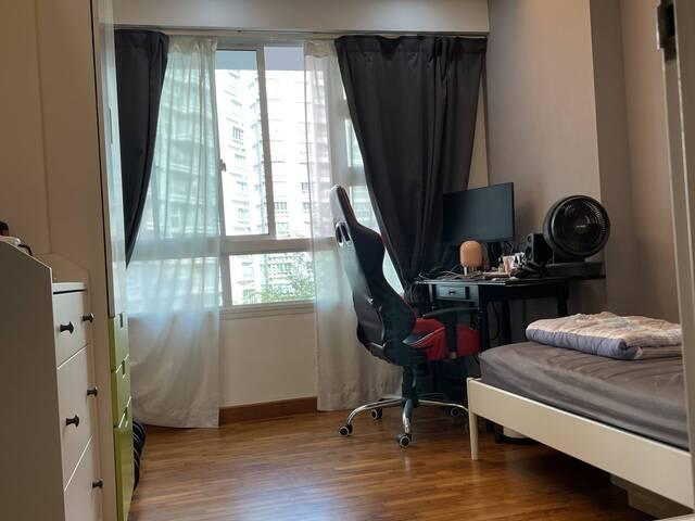Room for rent