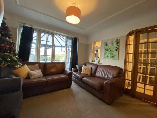 Room for rent in Donnington, Littlecote