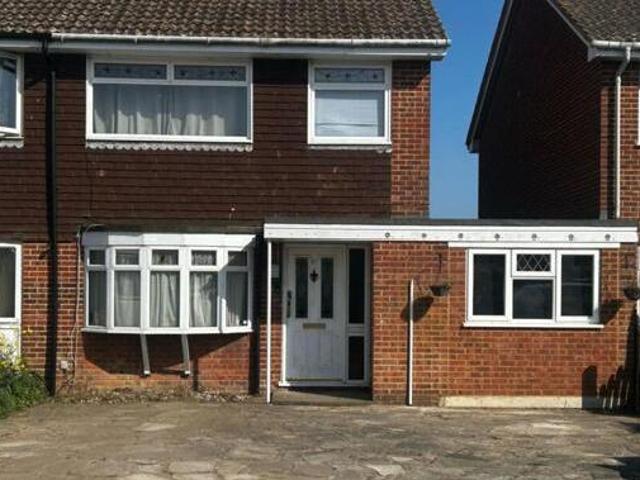 House for sale in Millmead, Acol
