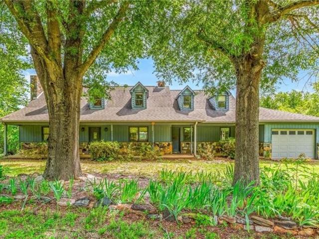 House for sale in East Bend, North Carolina